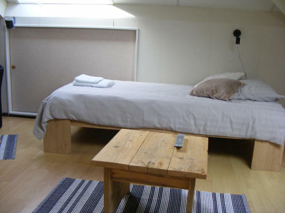 Njoy-Uithof Bed and Breakfast La Haya Exterior foto